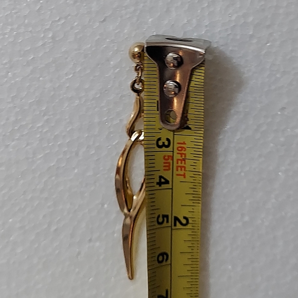 E1700 Gold Drop Earrings - Picture 8 of 16